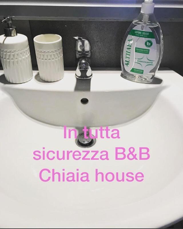 مبيت وإفطار نابولي Chiaia House المظهر الخارجي الصورة