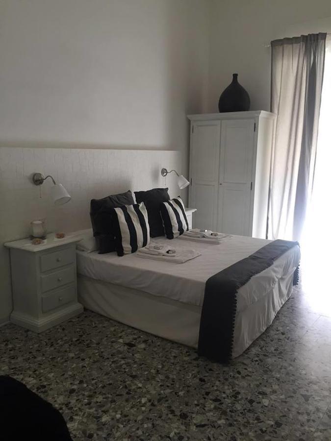 مبيت وإفطار نابولي Chiaia House المظهر الخارجي الصورة